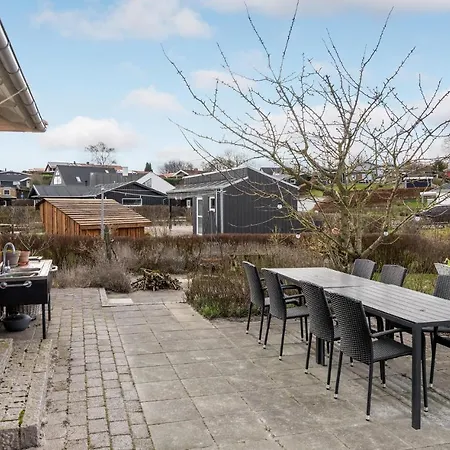 Feriehus 3 Bedroom Gorgeous In Broager