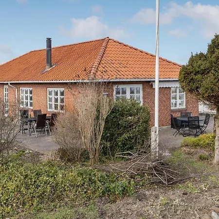 3 Bedroom Gorgeous In Feriehus