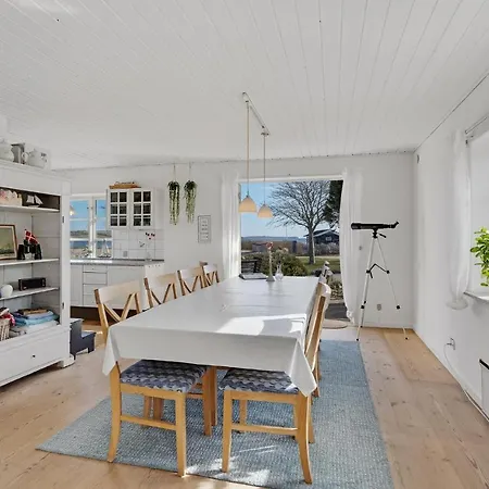 3 Bedroom Gorgeous In Broager